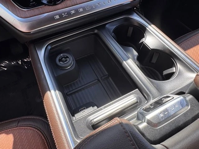 2026 Ford Expedition 5th Gen - Image 21 of 21