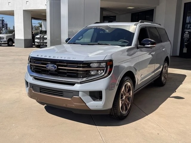 2026 Ford Expedition 5th Gen - Image 7 of 21