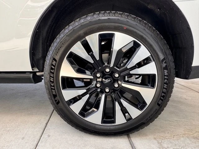 2026 Ford Expedition 5th Gen - Image 15 of 21