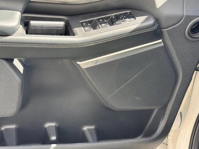 2026 Ford Expedition 5th Gen - Image 17 of 21