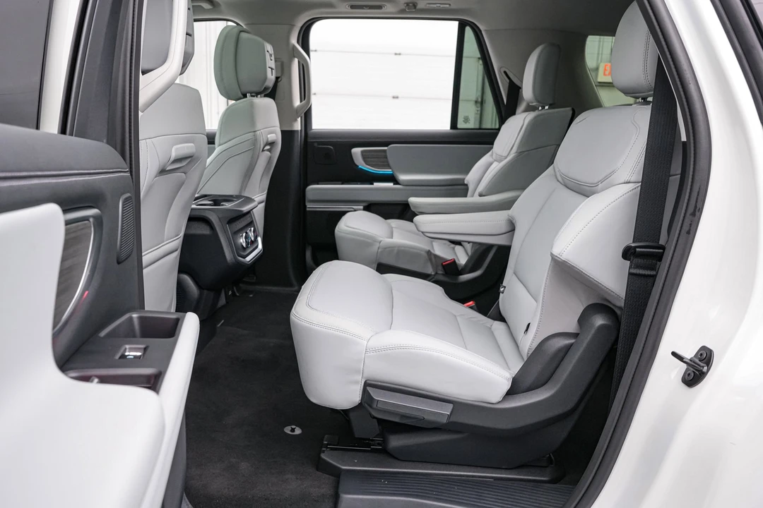 2026 Ford Expedition 5th Gen - Image 20 of 21