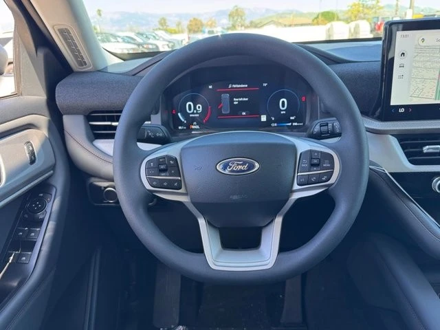2026 Ford Explorer 6th Gen - Image 20 of 21