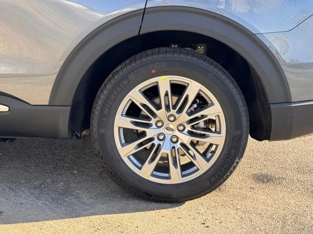 2026 Ford Explorer 6th Gen - Image 15 of 21