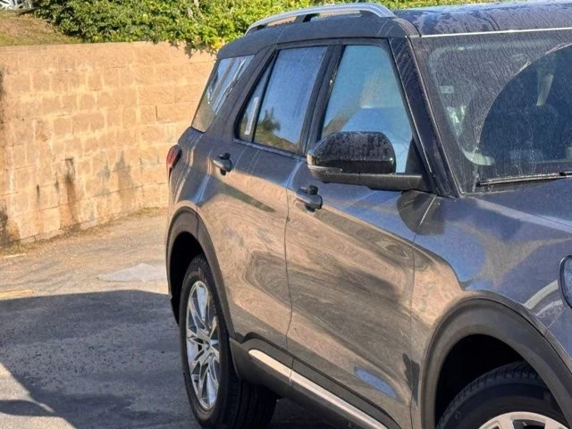 2026 Ford Explorer 6th Gen - Image 5 of 21