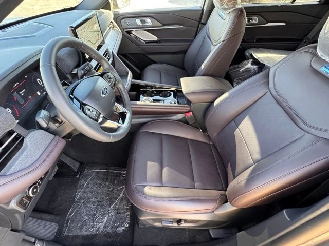 2026 Ford Explorer 6th Gen - Image 17 of 21