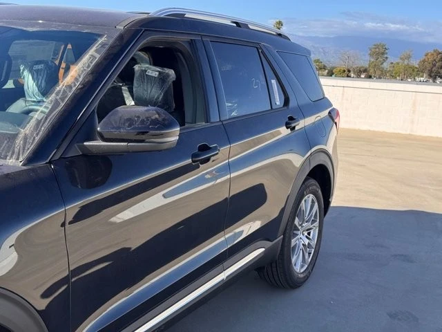 2026 Ford Explorer 6th Gen - Image 9 of 21