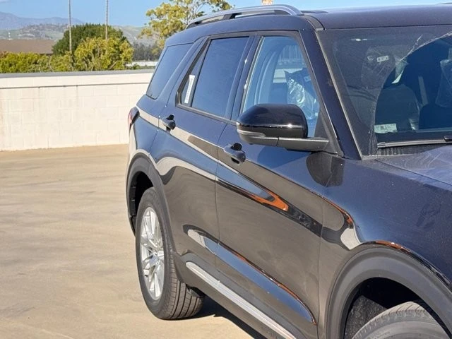 2026 Ford Explorer 6th Gen - Image 5 of 21