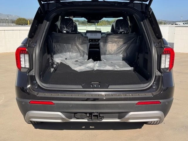 2026 Ford Explorer 6th Gen - Image 13 of 21