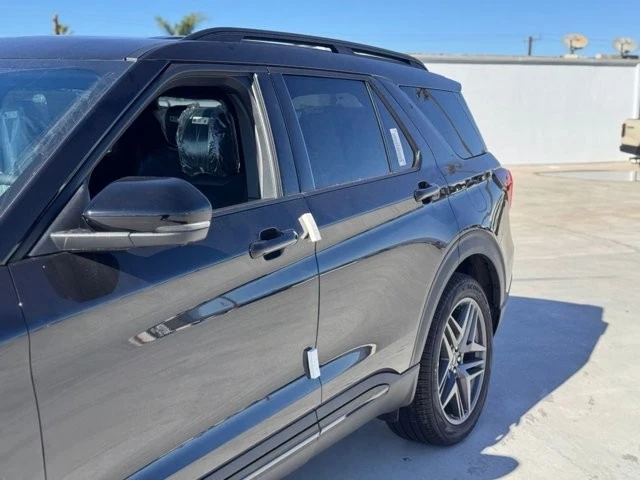 2026 Ford Explorer 6th Gen - Image 9 of 12