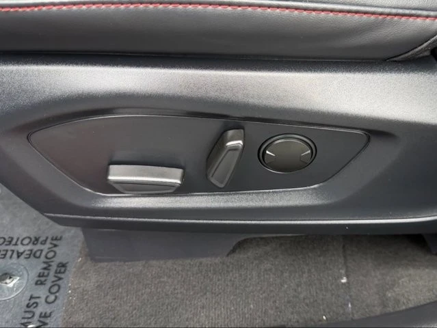 2026 Ford Explorer 6th Gen - Image 18 of 31
