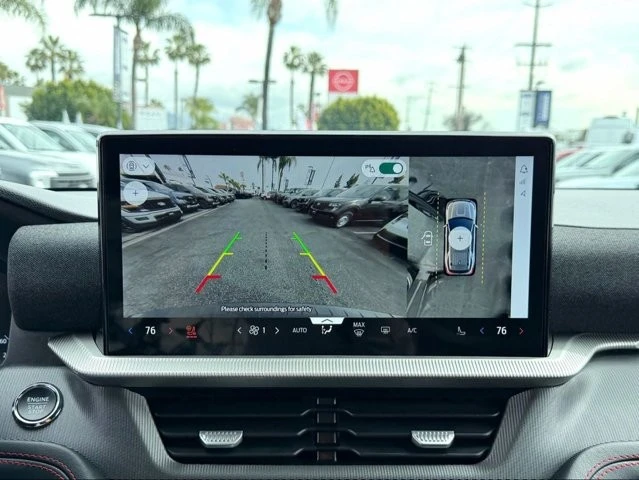 2026 Ford Explorer 6th Gen - Image 25 of 31