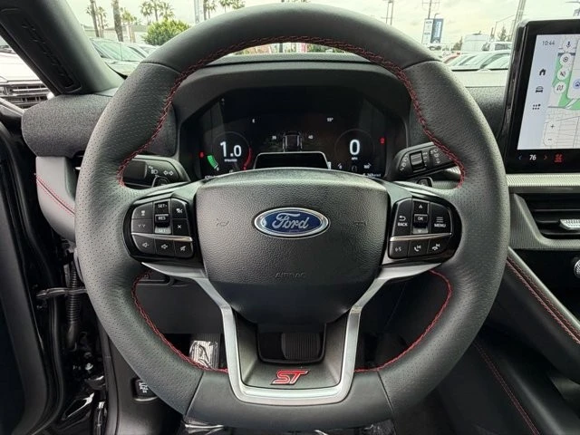 2026 Ford Explorer 6th Gen - Image 20 of 31