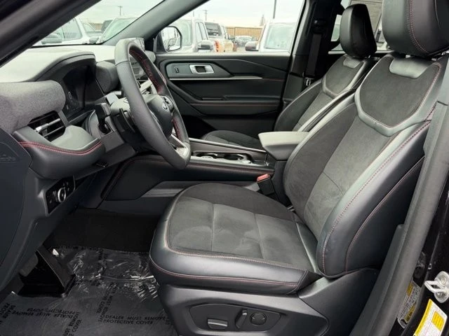 2026 Ford Explorer 6th Gen - Image 16 of 31