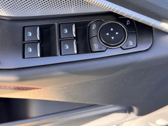2026 Ford Explorer 6th Gen - Image 17 of 21