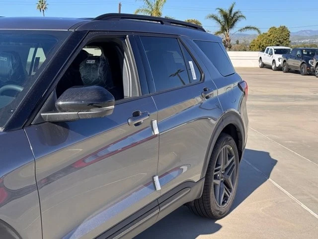 2026 Ford Explorer 6th Gen - Image 9 of 21