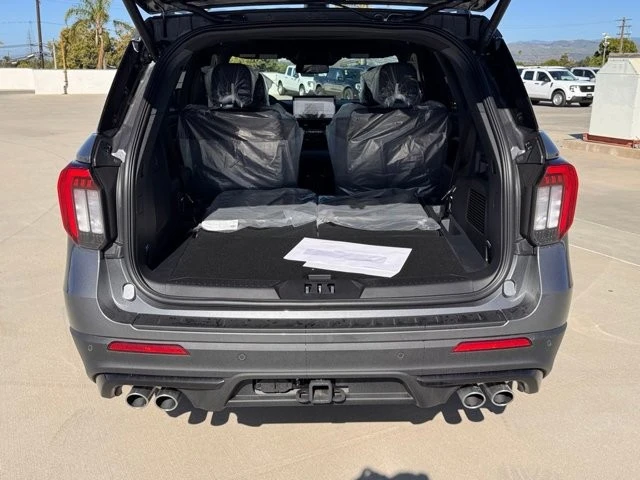 2026 Ford Explorer 6th Gen - Image 13 of 21