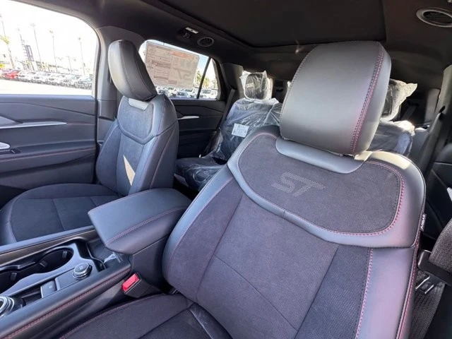 2026 Ford Explorer 6th Gen - Image 20 of 21