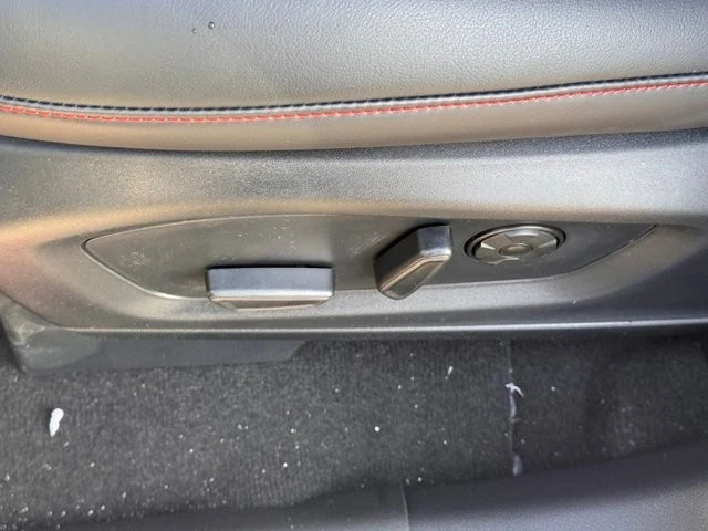 2026 Ford Explorer 6th Gen - Image 19 of 21