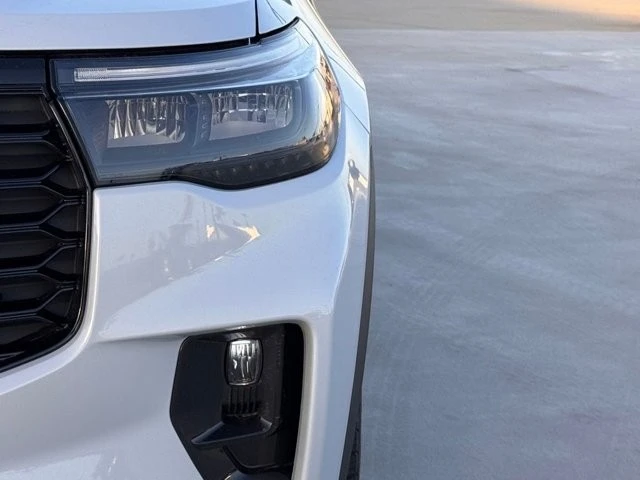 2026 Ford Explorer 6th Gen - Image 8 of 21