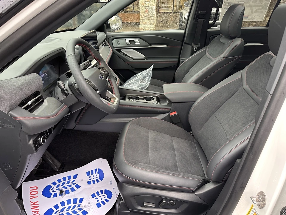 2026 Ford Explorer 6th Gen - Image 10 of 21