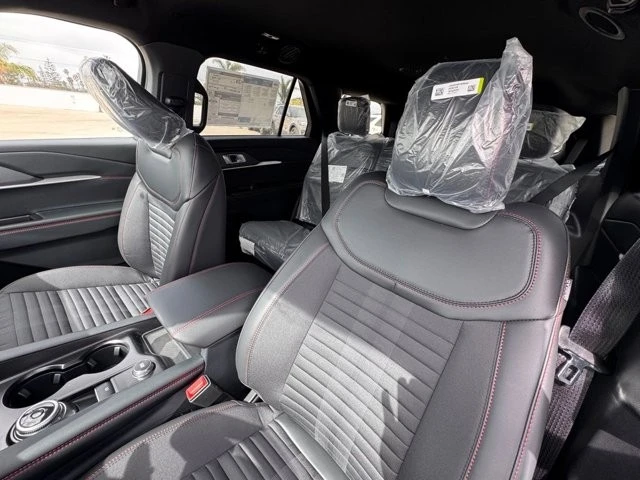 2026 Ford Explorer 6th Gen - Image 19 of 21