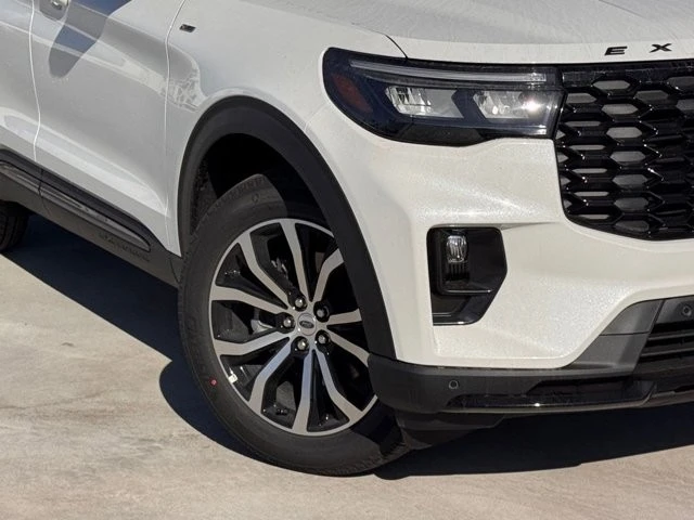 2026 Ford Explorer 6th Gen - Image 4 of 21