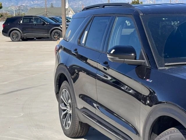 2026 Ford Explorer 6th Gen - Image 5 of 21