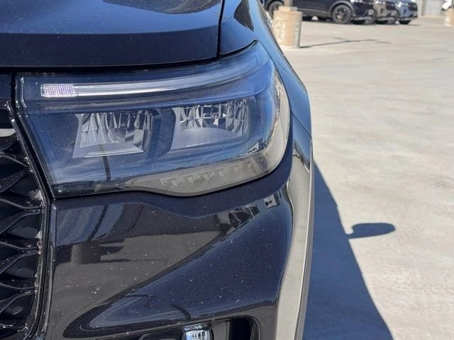 2026 Ford Explorer 6th Gen - Image 8 of 21