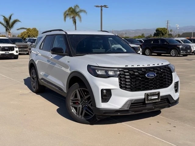 2026 Ford Explorer 6th Gen - Image 2 of 21
