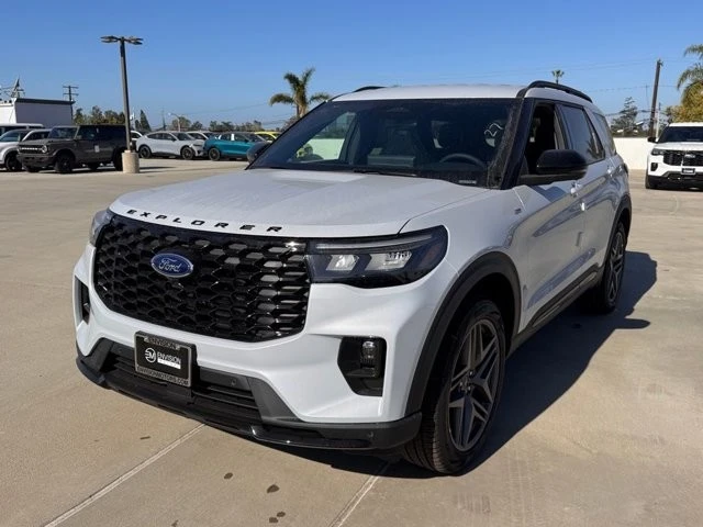 2026 Ford Explorer 6th Gen - Image 7 of 21