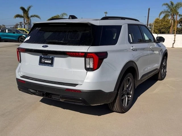 2026 Ford Explorer 6th Gen - Image 12 of 21