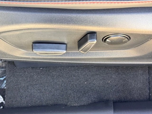2026 Ford Explorer 6th Gen - Image 17 of 21