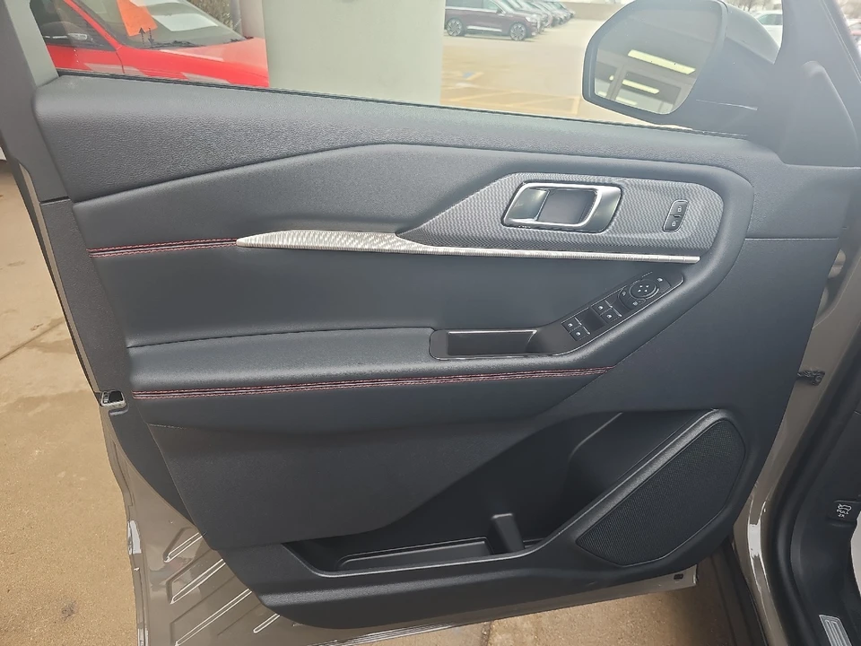 2026 Ford Explorer 6th Gen - Image 21 of 21