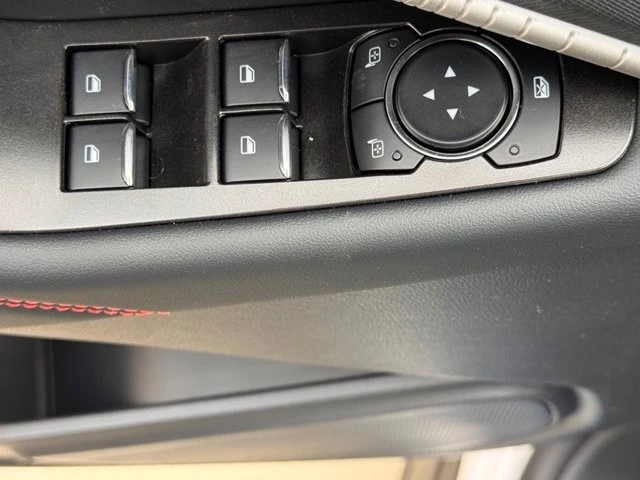 2026 Ford Explorer 6th Gen - Image 17 of 21