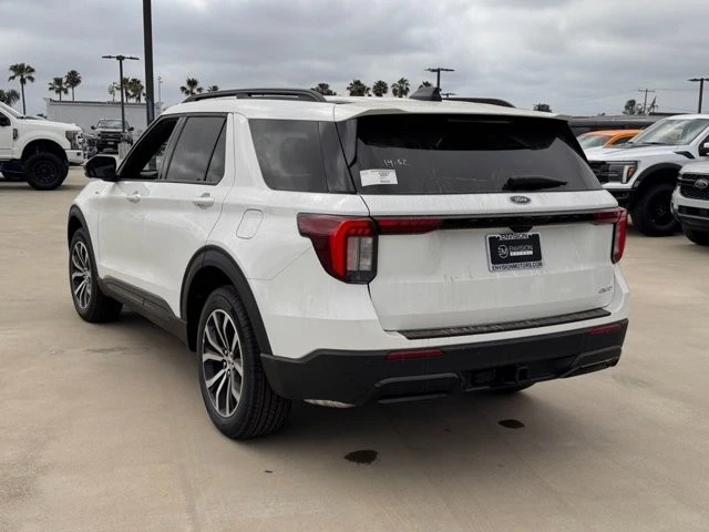 2026 Ford Explorer 6th Gen - Image 10 of 21