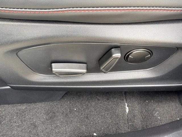 2026 Ford Explorer 6th Gen - Image 18 of 21