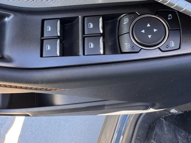 2026 Ford Explorer 6th Gen - Image 16 of 21