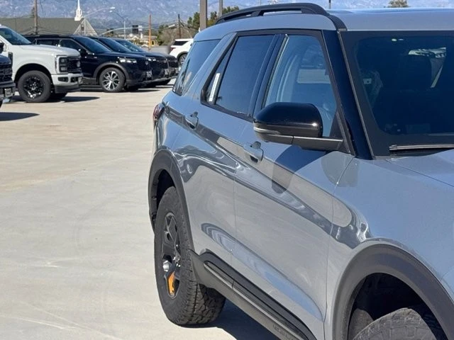 2026 Ford Explorer 6th Gen - Image 5 of 21