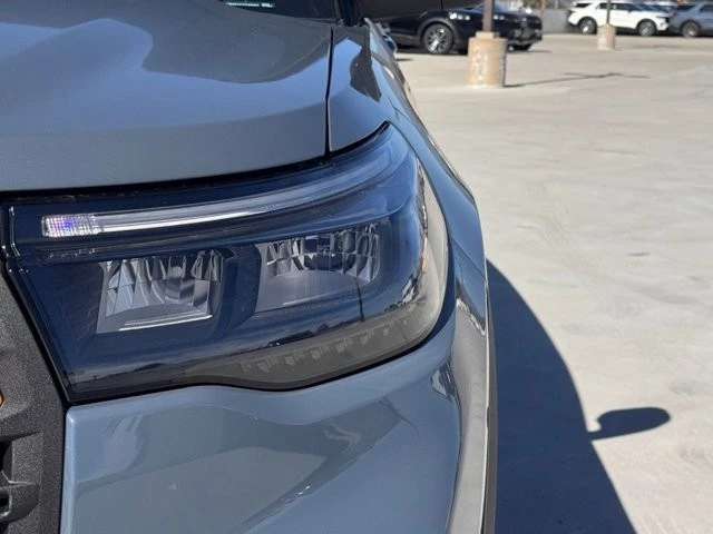 2026 Ford Explorer 6th Gen - Image 9 of 21
