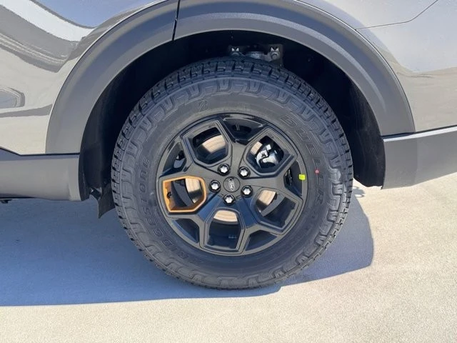 2026 Ford Explorer 6th Gen - Image 14 of 21