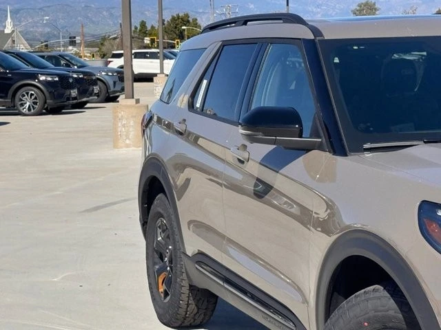 2026 Ford Explorer 6th Gen - Image 5 of 21