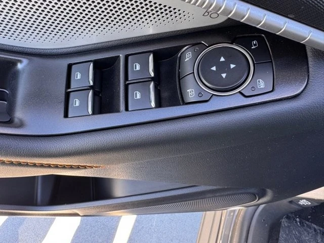 2026 Ford Explorer 6th Gen - Image 16 of 21