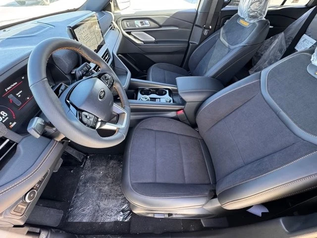 2026 Ford Explorer 6th Gen - Image 17 of 21