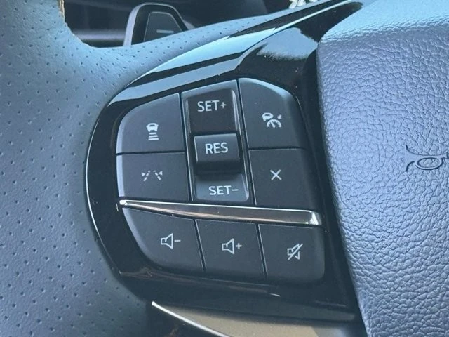 2026 Ford Explorer 6th Gen - Image 20 of 21