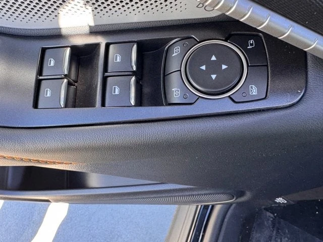 2026 Ford Explorer 6th Gen - Image 16 of 21