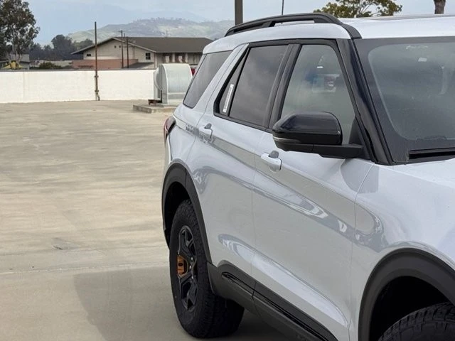 2026 Ford Explorer 6th Gen - Image 5 of 21