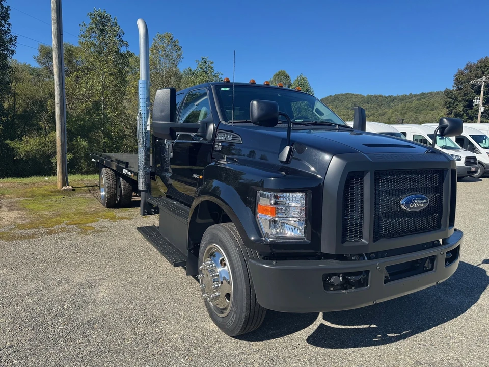 2026 Ford Super Duty 5th Gen - Image 3 of 21