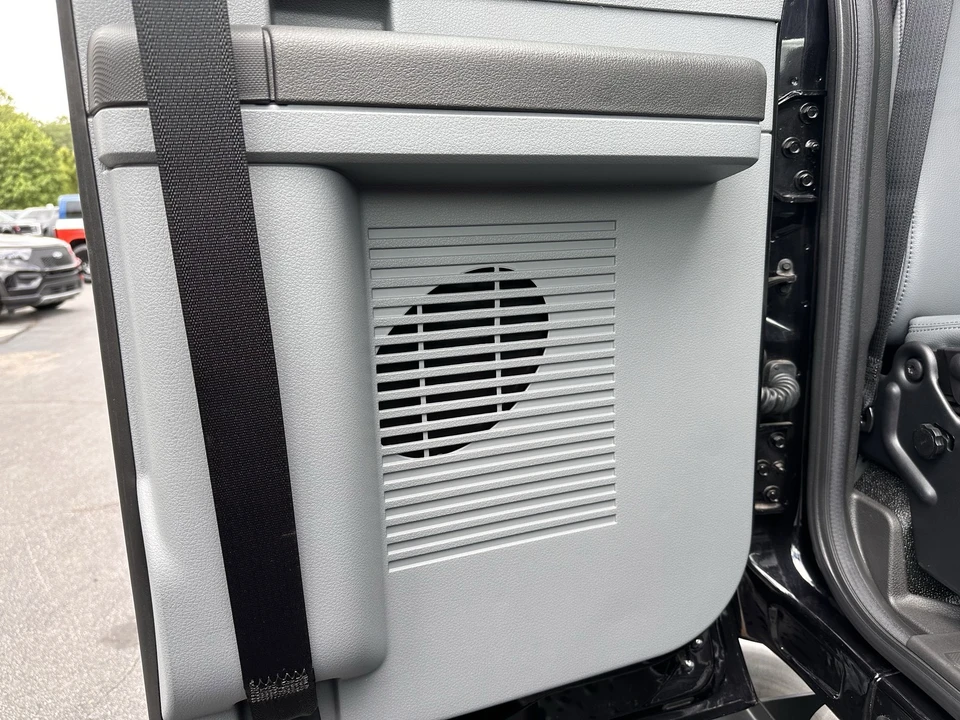 2026 Ford Super Duty 5th Gen - Image 13 of 21