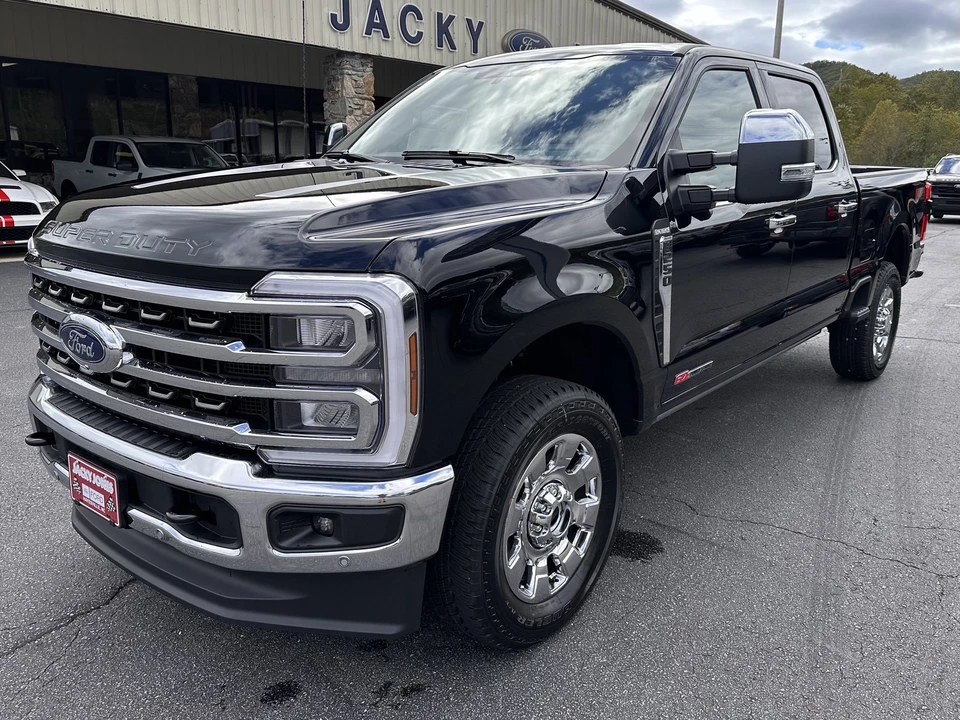 2026 Ford Super Duty 5th Gen - Image 2 of 21