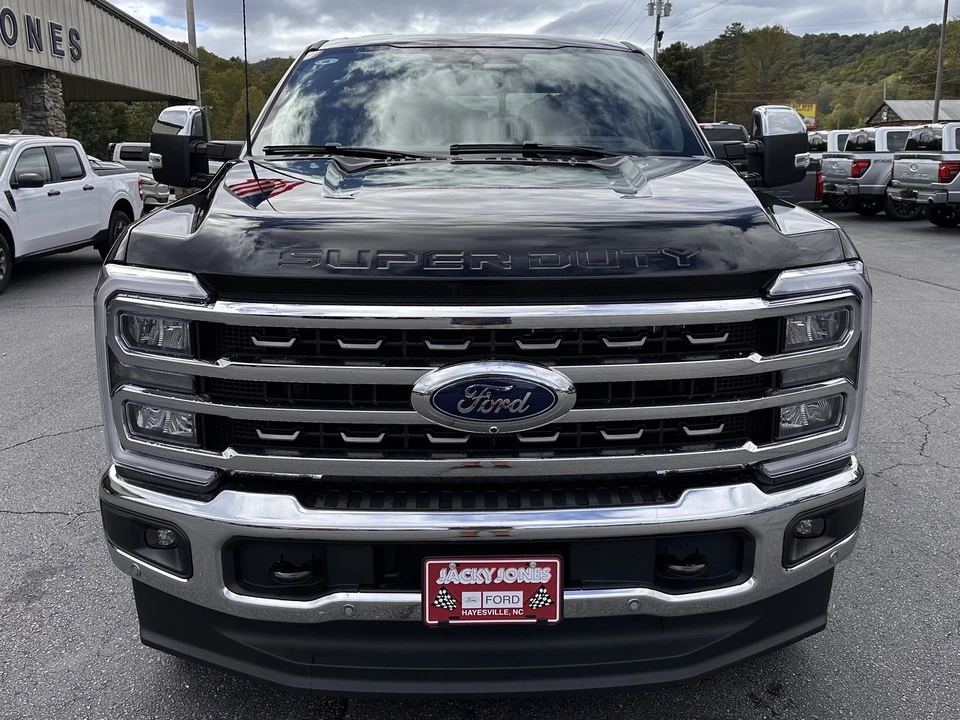 2026 Ford Super Duty 5th Gen - Image 3 of 21